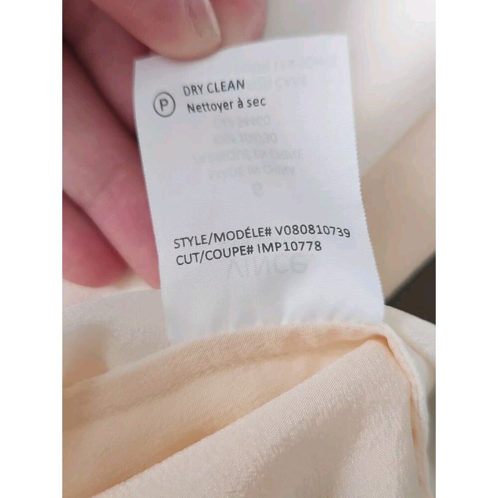 VINCE 100% Silk Long Sleeve Colorblock Blouse Top Size 6 Ivory Peach Split Neck - Picture 10 of 10